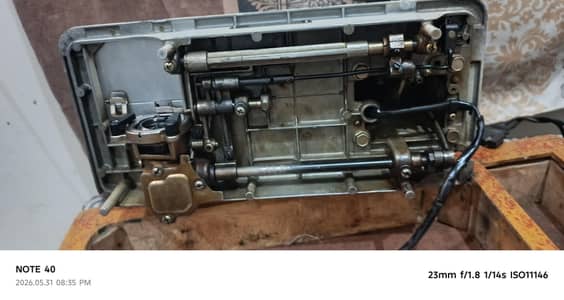 sewing machine in good condition