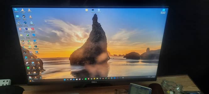 dell p2419h borderless monitor in 10by10 condition with orignal stand