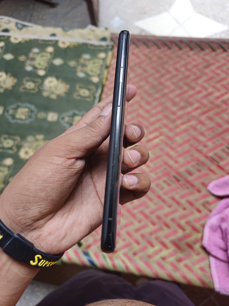 One Plus 9 Pro 3