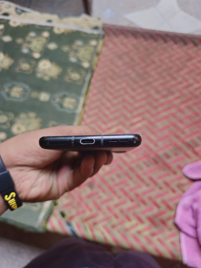 One Plus 9 Pro 5