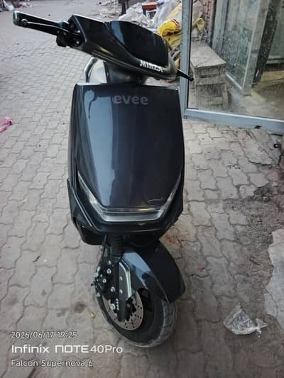 EVEE GEN-Z  (0322-3276769) 1000watts motor