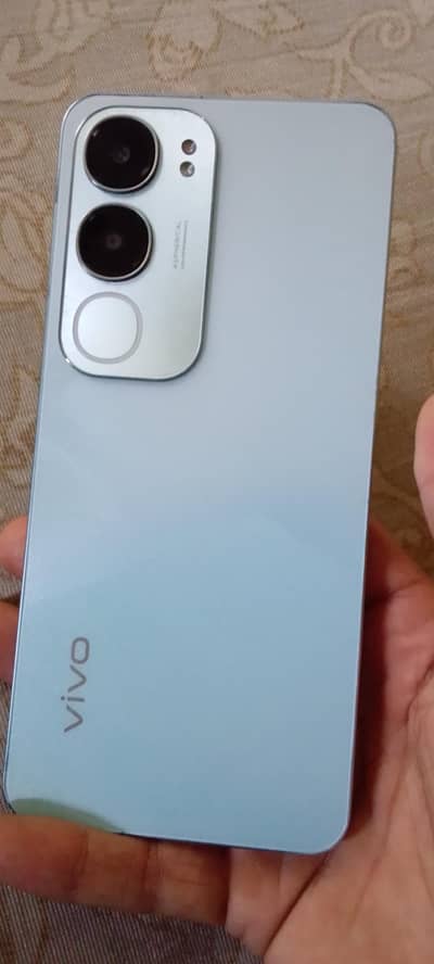 Vivo Y19s