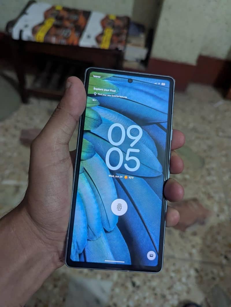 Google Pixel 7a 5