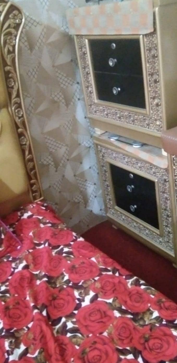 Room Master Bed, side Table. dressing table 2