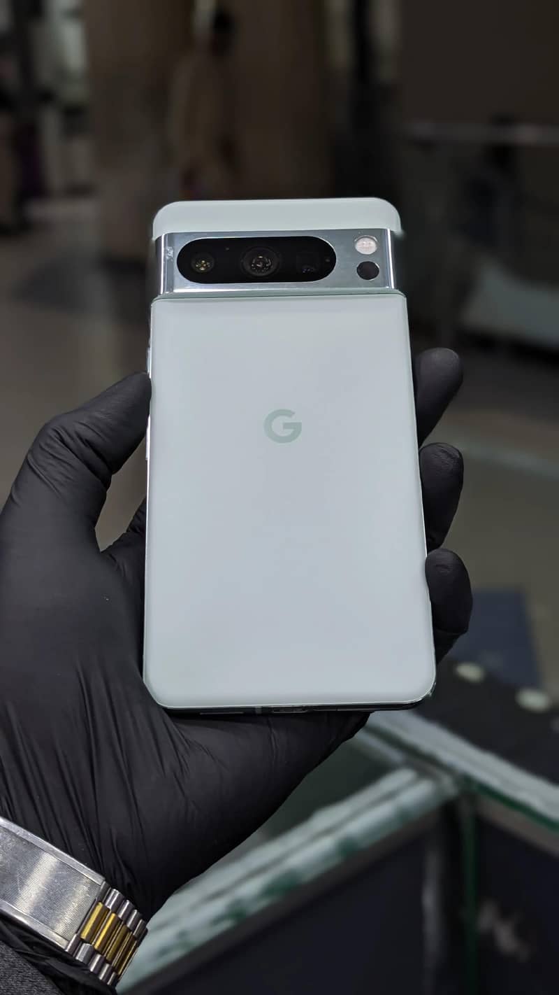 Google Pixel 8 Pro 3