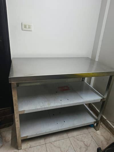 stainless steel. . . 3.7 feet (W) 2feet(L) 3feet(H 2 feet (L)  3 feet (H)