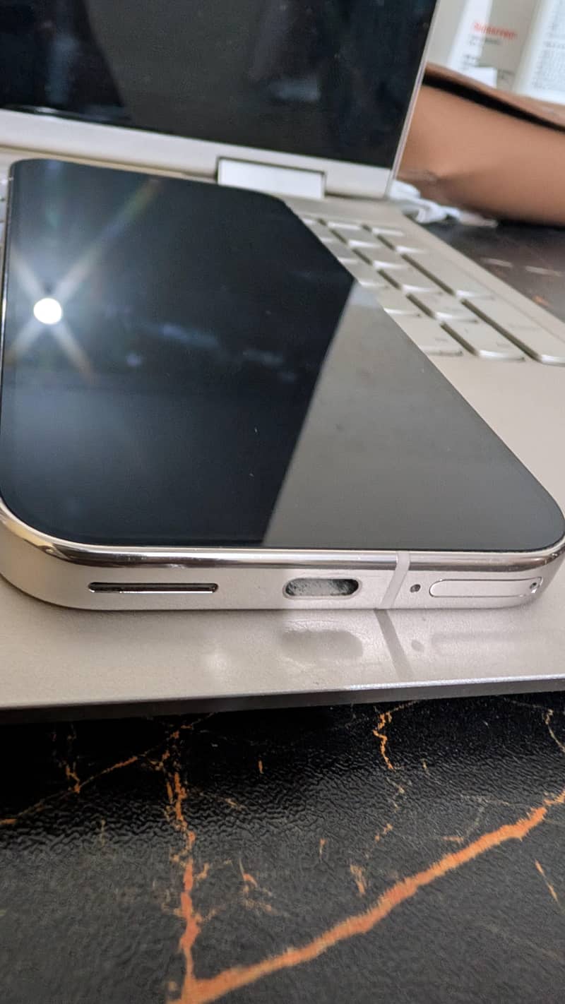 Google Pixel 9 Pro 10