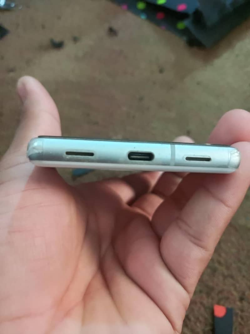 Google Pixel 7a 3