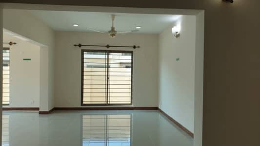 427 Square Yards House In Askari 5 - Sector H Is Available