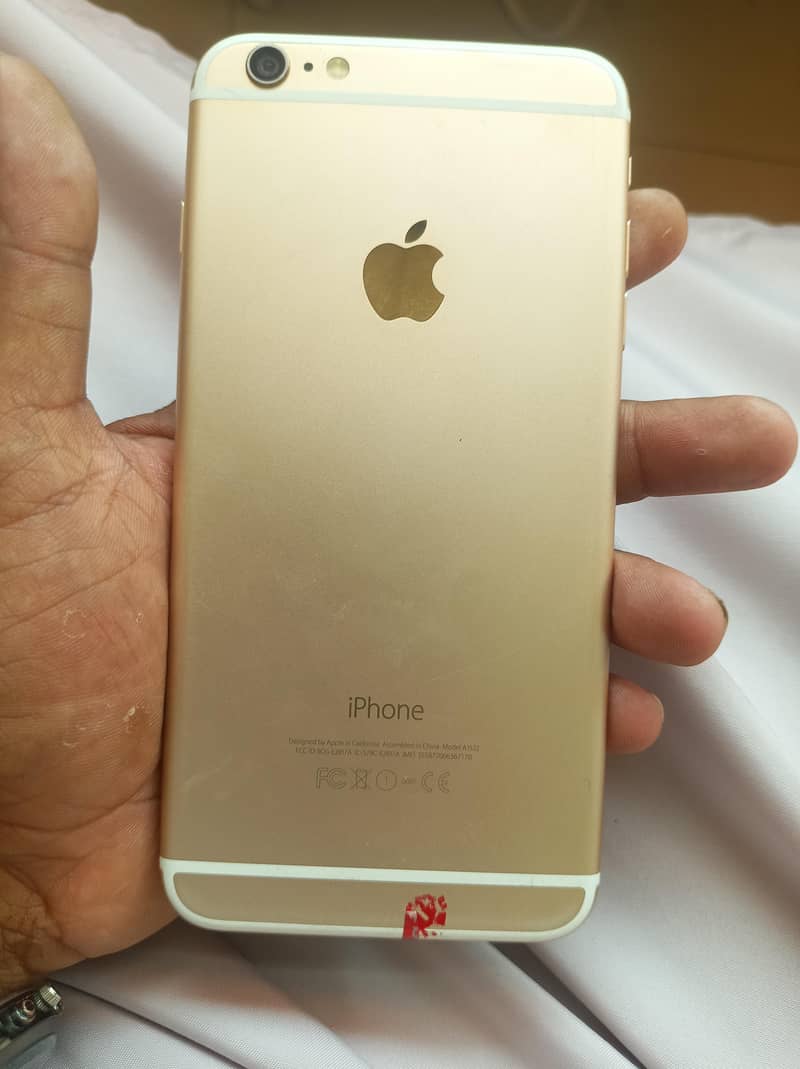 Apple iPhone 6 Plus 1
