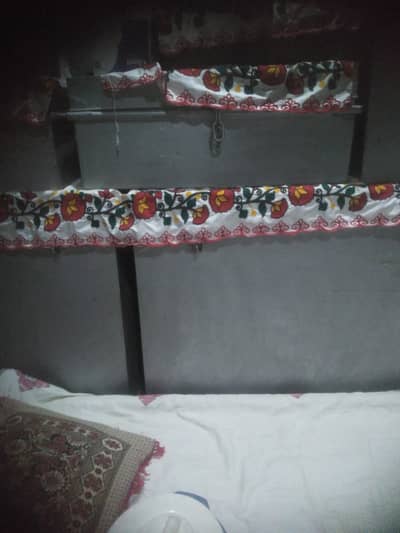 trunk storege cheast