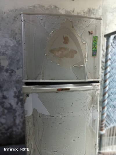 Dawlance fridge