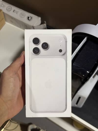 Iphone 17 Pro Max Factory Unlock Box Pack