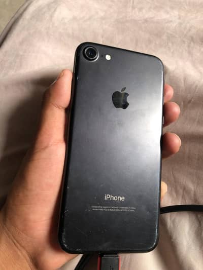 Apple iPhone 7