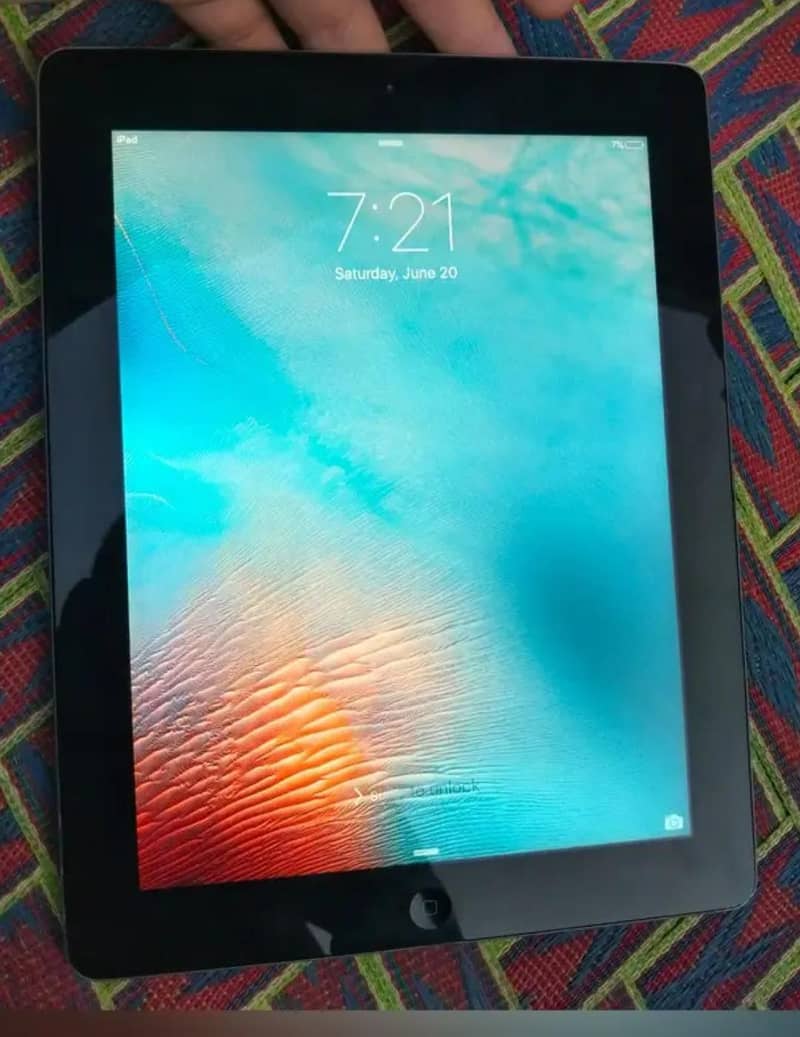 IPAD 4th Generation 0