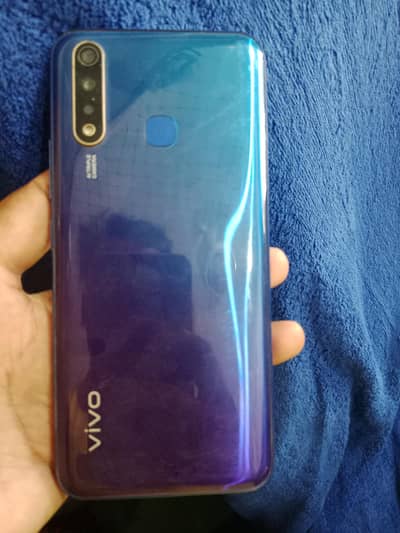 Vivo Y17