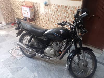 Suzuki gs 150 For sale red add
