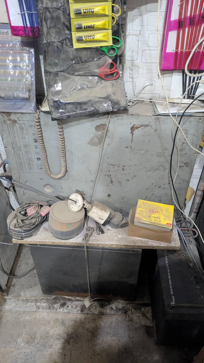 APC UPS 1