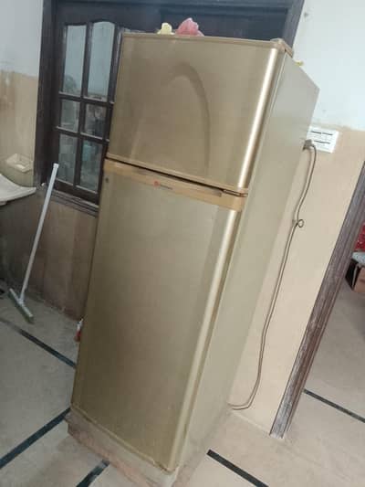 Dawlance refrigerator all ok best cooling
