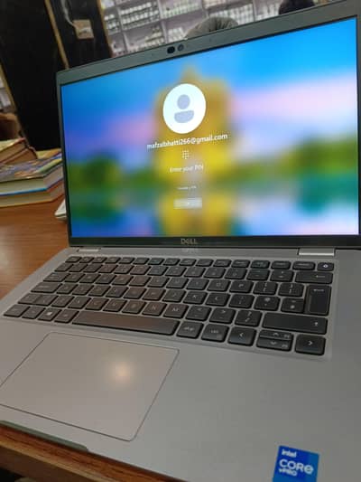 core i5 11 generation with touch screen 16 gb ram 256 gb nvme