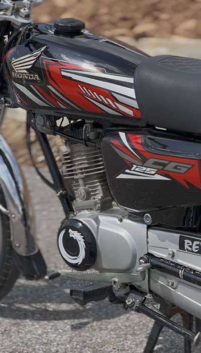 125 coustomize tanky (PREMIUM QUALITY) with topaz PPF (ACHA WALA)