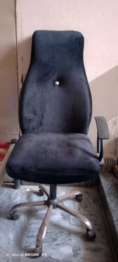 used chair in good condition