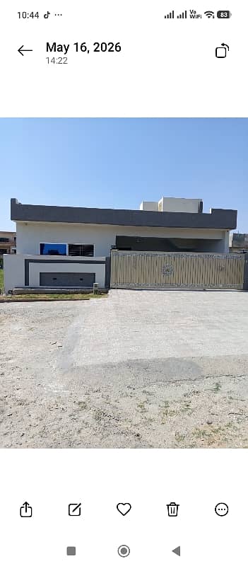 10 Marla ( 42*60 in Block G) Single Storey House Available.