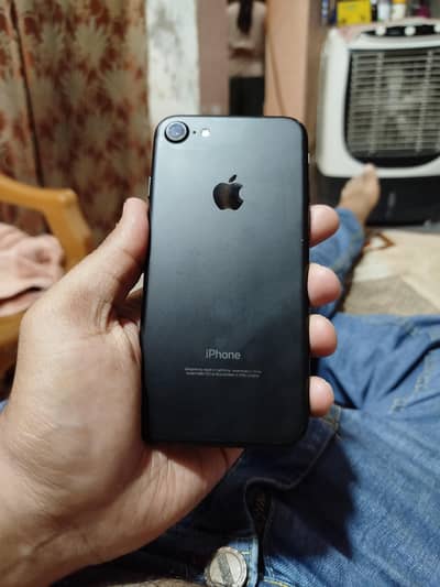 iPhone 7 non PTA 32GB waterpack gaming beast camera 03035522909 wtsap