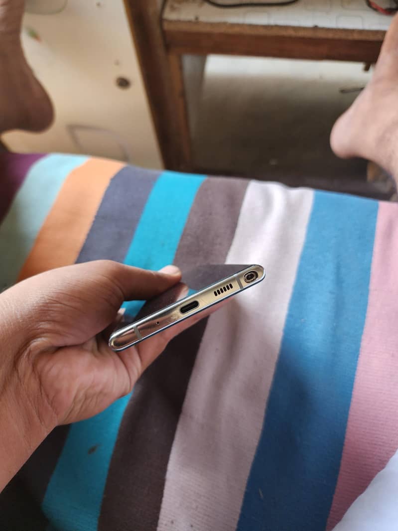 note 10 plus 3