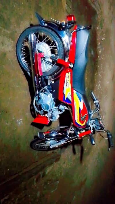 Honda 70 cc one hand yoze