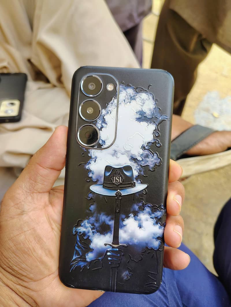 Tecno CAMON 40 1