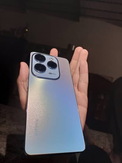 Infinix Hot 40 Pro