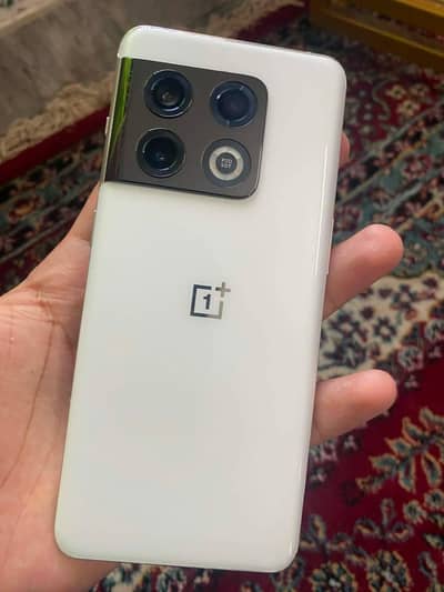 One Plus 10 Pro 5G