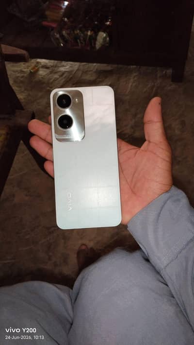 Vivo Y18