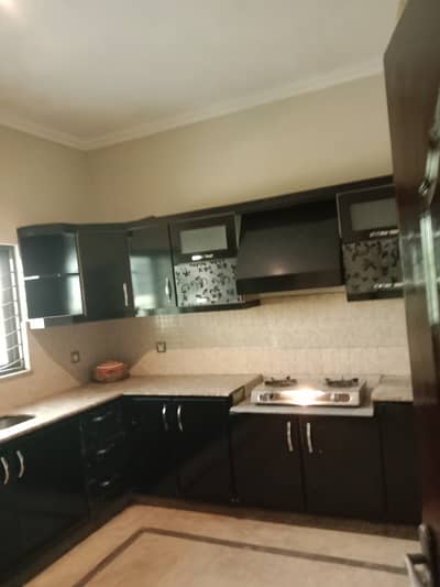 10 MARLA LOWER PORTION FOR RENT WITH GAS