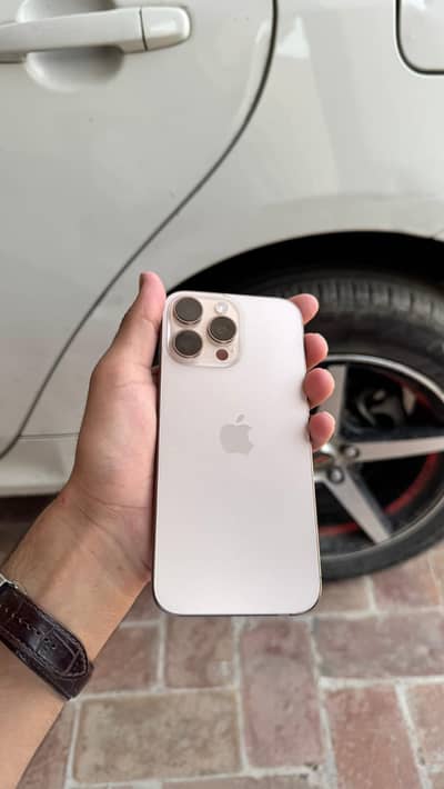 Apple iPhone 16 Pro Max