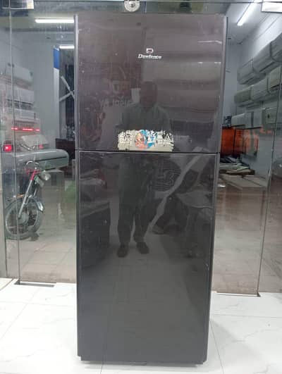 dawlance larg size fridge outclass cooling/0321/0833328/