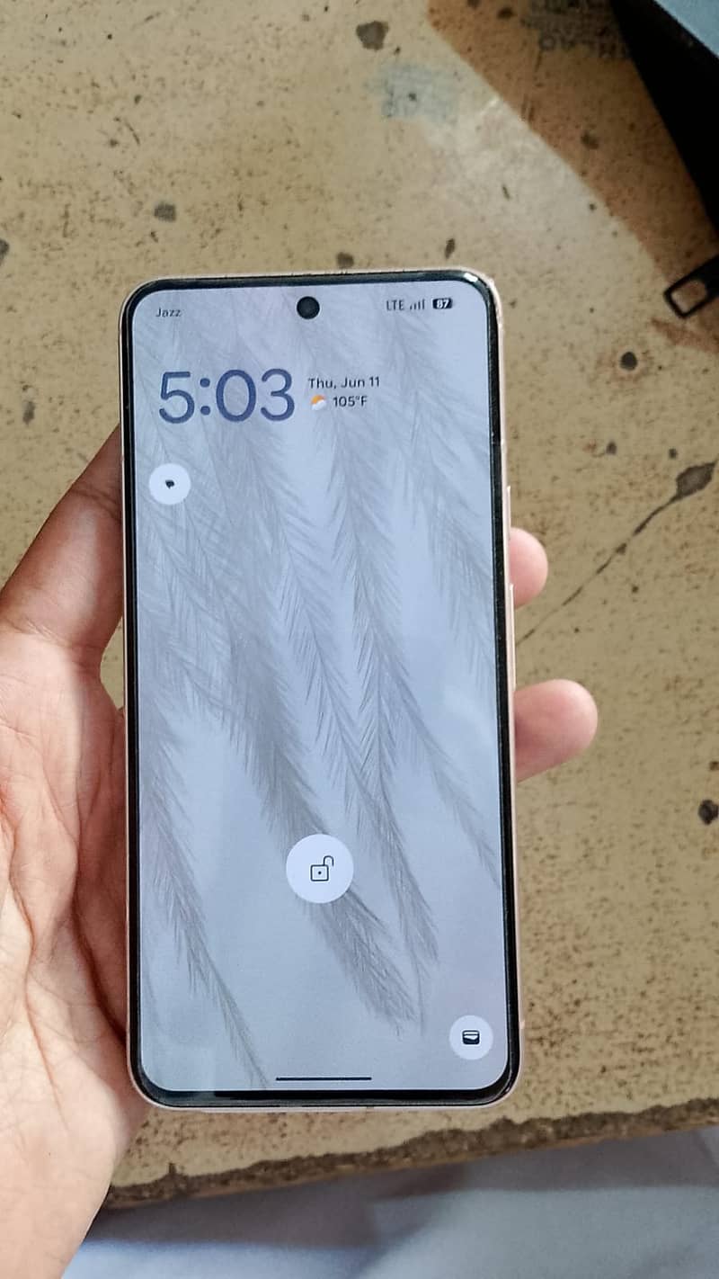 Google Pixel 8 1