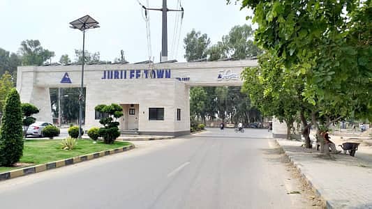 10 MARLA CORNER PLOT FOR SALE