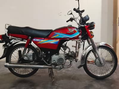 New Condition CD 70 Model 2019 whatsapp number :03486188977