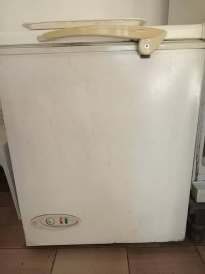waves freezer 208