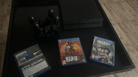 PS4 512 GB with games