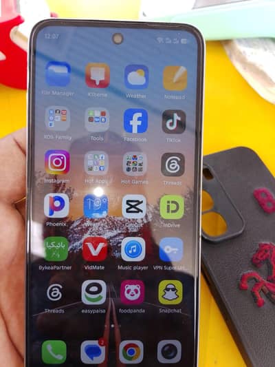 Infinix hot 60 i. 6+4/128