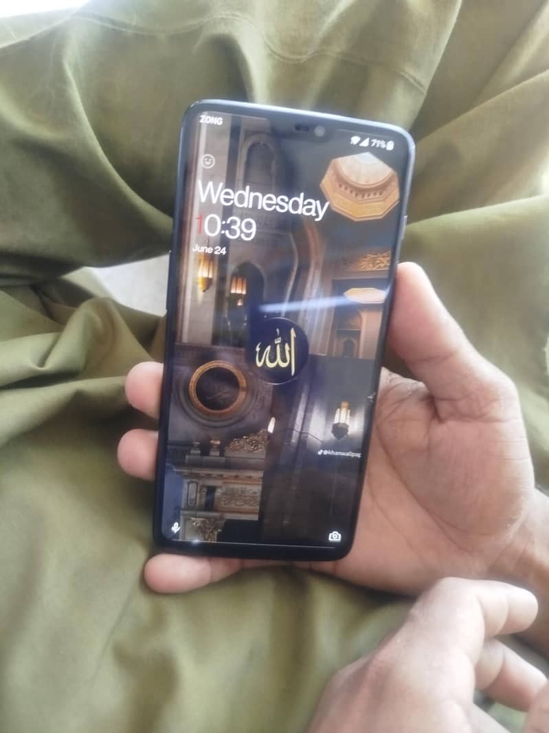 One Plus 6 1