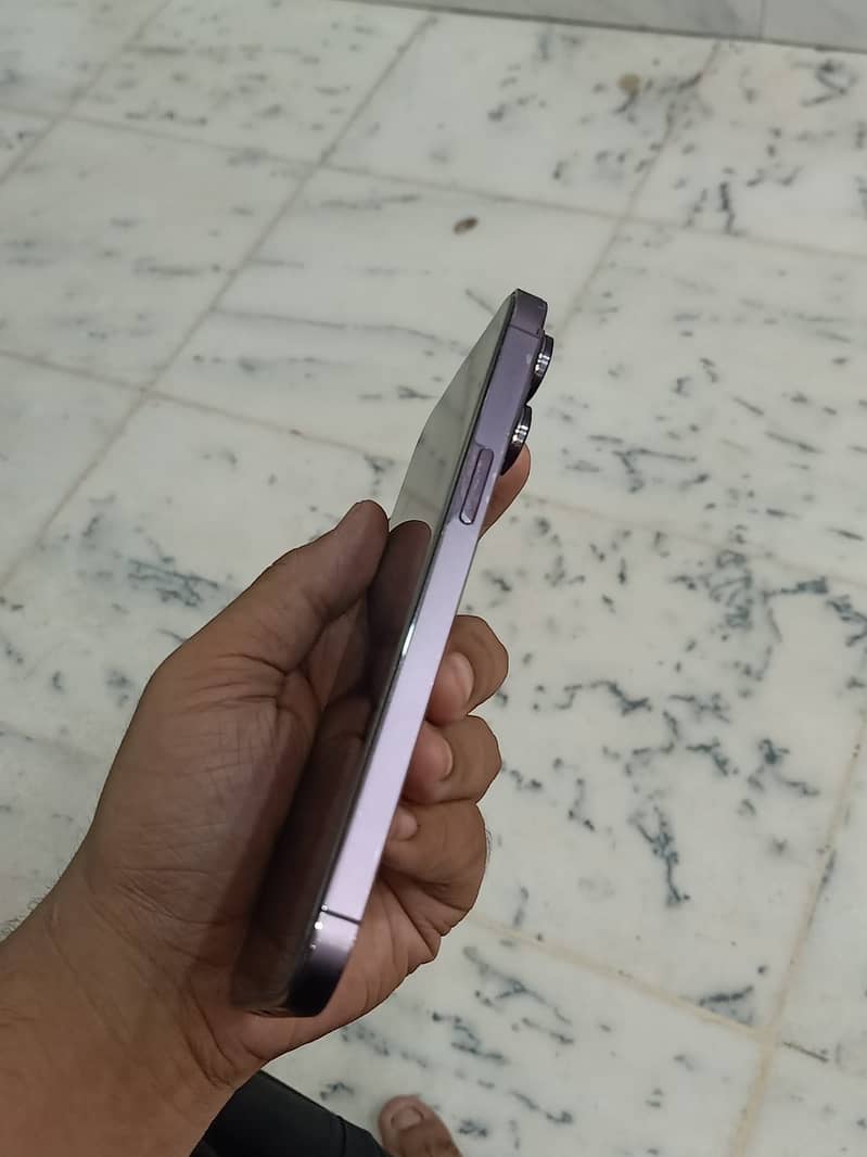 Apple iPhone 14 Pro Max 5