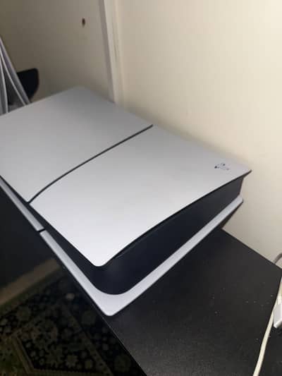New Ps5 digital 825GB FOR SALE WITH ONE controller