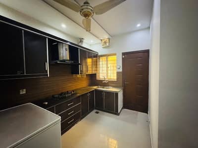 5 Marla House For Rent Sec D Bahria Town Lahore