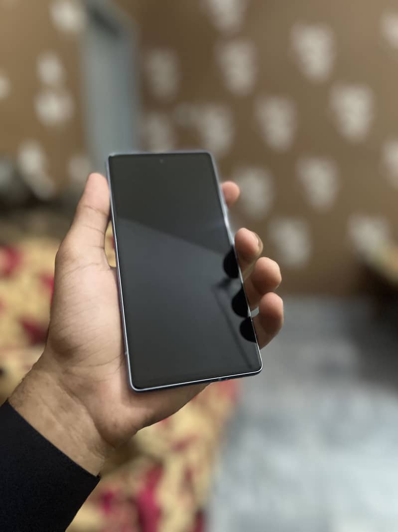 Google Pixel 7a 3