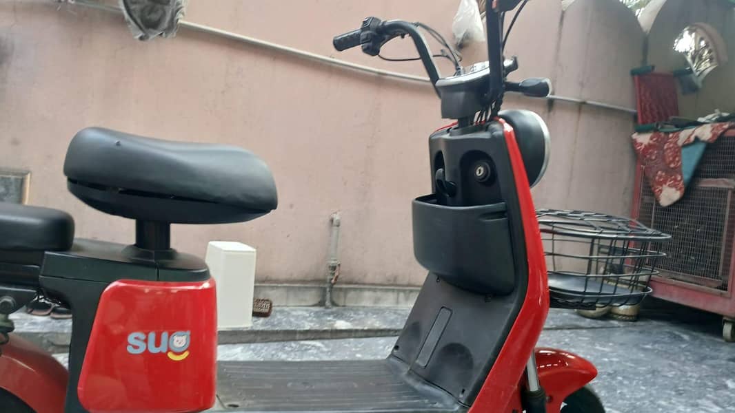 Scooty 1