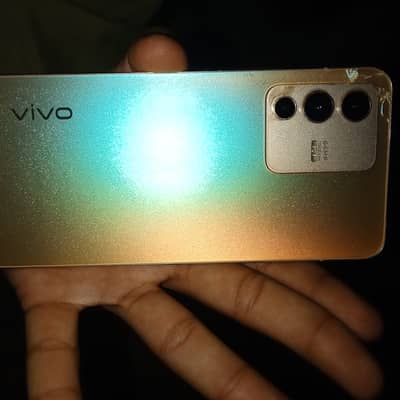 Vivo V23